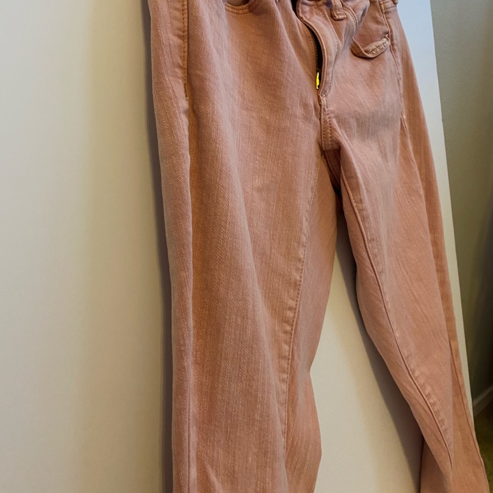 Universal Thread Pink Jeans - Picture 5 of 7